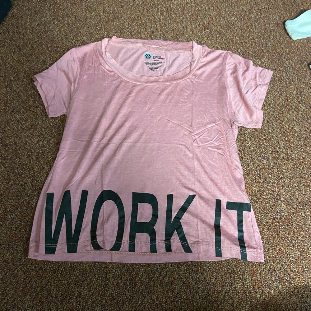 tee shirt